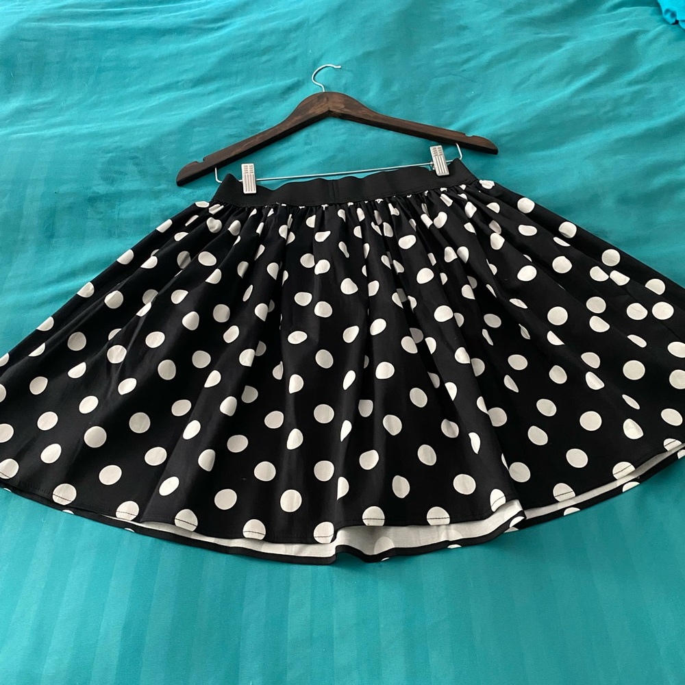 Hemet Black/White Polka Dot Skirt